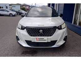 この度は、数ある自動車販売店の中から、プジョー・シトロエン長野の車両をご覧頂きまして、誠にありがとうございます。