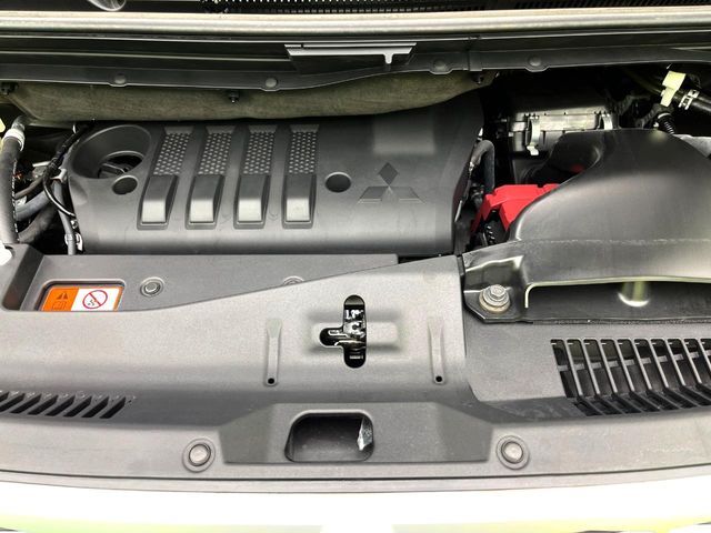 親切・丁寧な専門メカニックスタッフが応対！・車検・点検整備・事故等の修理などアフターサービスも安心。お車のカスタマイズもネクステージのサービススタッフまでご相談ください！