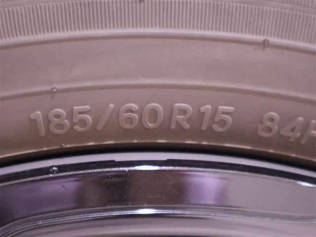185/60R15   タイヤサイズです。　タイヤのご相談も石川トヨペットカローラにお任せください