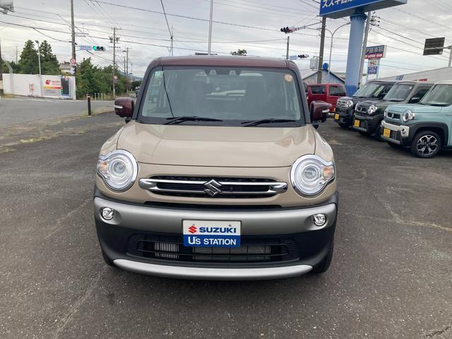 当店特選車！！HYBRIDで燃費も向上、室内も広い。