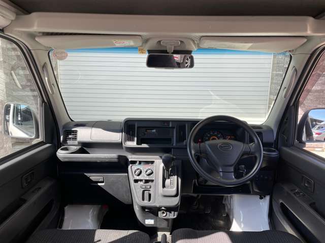 私たちは『高品質な車をお手頃価格でお届けするプロ』です！お車のことはなんでもお任せください！