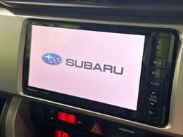 【純正ナビ】人気の純正ナビを装備しております。ナビの使いやすさはもちろん、オーディオ機能も充実！キャンプや旅行はもちろん、通勤や買い物など普段のドライブも楽しくなるはず♪