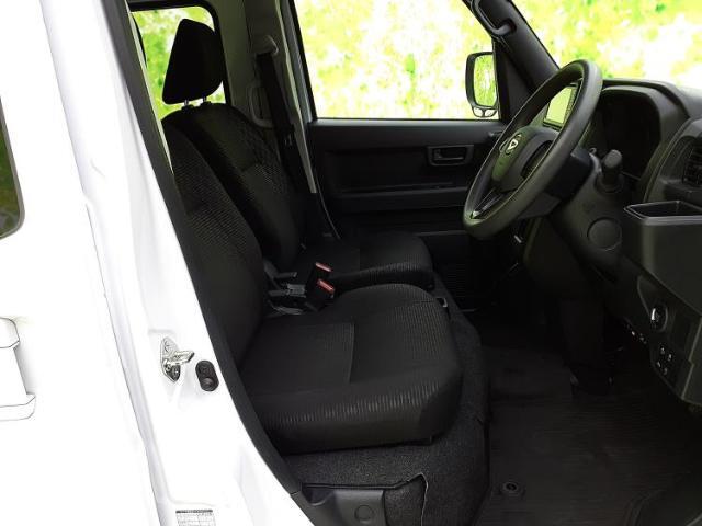 「この車の写真をもっと見たい」「状態が気になる」「この装備はついている？」どんな小さな疑問でもお気軽にお問い合わせください！