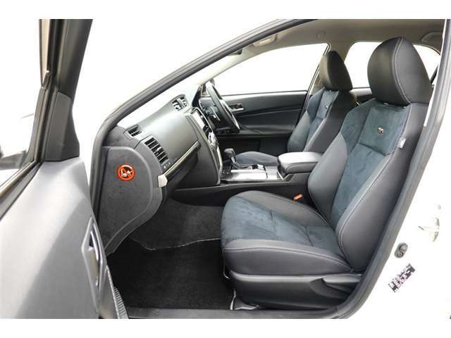 スポーティで落ち着きのあるインテリア♪