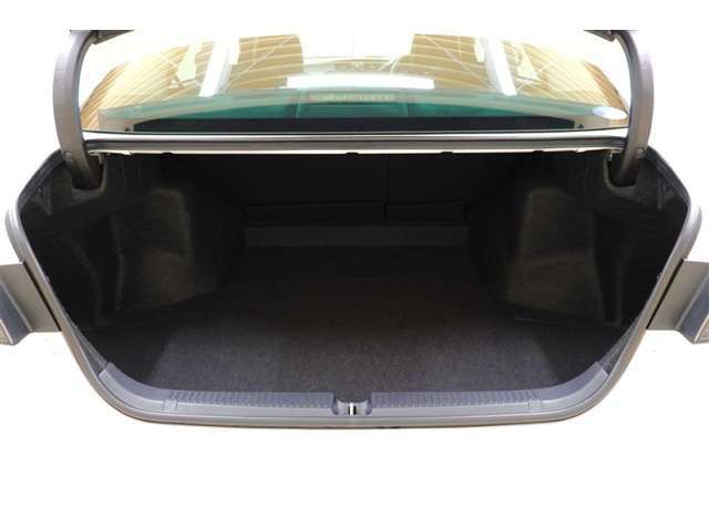 ゆとりのあるトランクルーム♪