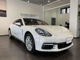 ポルシェセンター柏では最新車両だけでなく、良質な認定中古車も数多く扱っております。