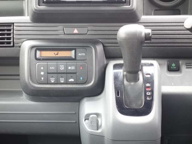 当店はJU（一般社団法人日本中古自動車販売協会連合会）に加盟し、公平・公正な営業に努めております。