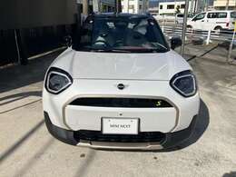 MINI正規ディーラー取り扱い　MINI認定中古車　MINI　NEXT甲府お車の詳細や展示状況は055-236-3252もしくはフリーダイヤル0078-6002-322544までお気軽にお問合せ下さい。http://www.kofu.mini.jp/dealer/kofu/