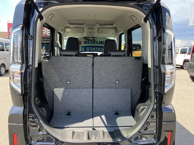 荷室の写真です。