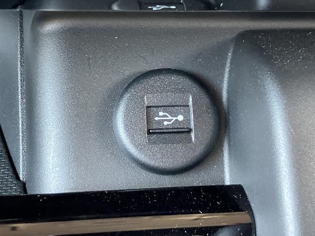 ナビ連携用のUSBポートです。