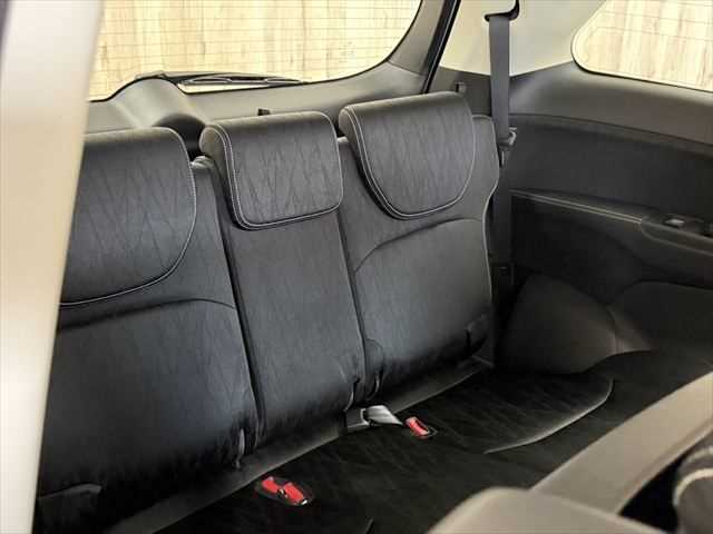 ☆運転席側3列目シート