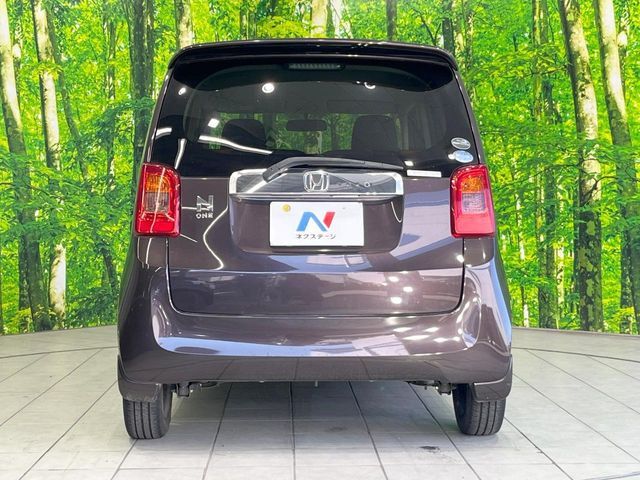 安心の最長10年・走行無制限保証（有償）をご用意。保証内容も充実はもちろん、無料点検＆オイル交換や、年中無休の全国・24時間ロードサービスも付帯されておりますのでご安心下さい。