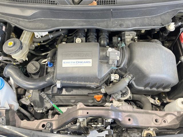 親切・丁寧な専門メカニックスタッフが応対！・車検・点検整備・事故等の修理などアフターサービスも安心。お車のカスタマイズもネクステージのサービススタッフまでご相談ください！