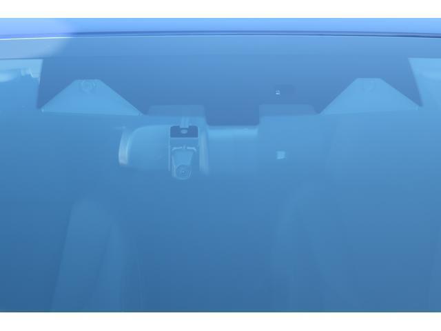 スバルの安全装備アイサイトになります。事故の防止につながります。