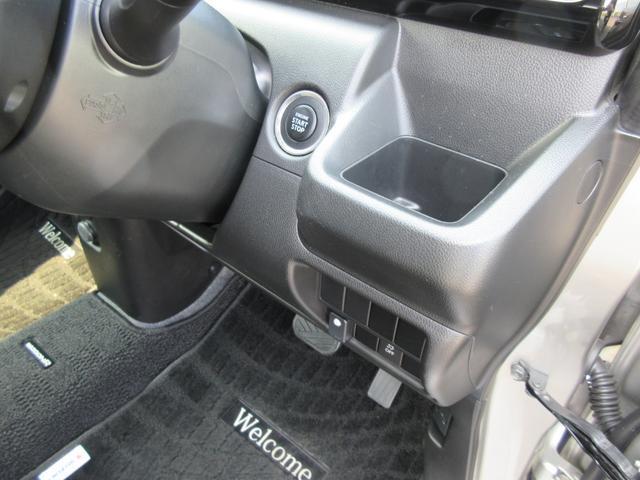 車種によってさまざまですがシンプルに統一してますよ！今は、ボタンでエンジンスタートできるお車もあるんですよ♪ぜひ体感されてみませんか？？