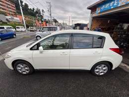 PRESTO（プレスト）＝速い・早い「プレスト」の名は「速いテンポ」を意味するイタリア語です。業界に知れ渡ったそのフットワークで全国からあなたの欲しいクルマを迅速・的確、しかもお安くご用意します