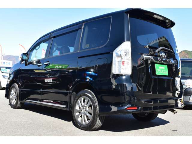 お車に詳しくないお客様でも「自分に合った1台」と出会える様、小さなことでも丁寧にご説明する様心がけております！