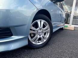 純正HDDナビ☆バックカメラ☆スマートキー☆HIDオートライト☆ハーフレザーシート☆クルーズコントロール☆オートエアコン☆ビルトインETC☆電動格納ミラー☆横滑り防止装置☆走行5.3万K☆試乗OK