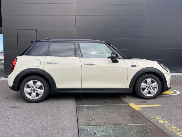 岐阜・大垣にて在庫車を共有しております。また、東濃エリアには「MINI 多治見」もございますので、お気に入りのMINIが見つかりましたらご連絡ください★近くの店舗でご案内も可能です♪