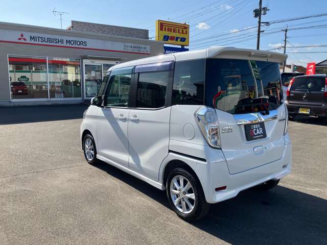 左斜後画像です