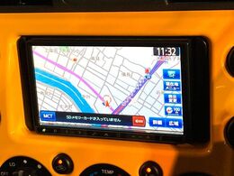 【ナビゲーション】目的地までしっかり案内してくれる使いやすいナビ。Bluetooth接続すればお持ちのスマホやMP3プレイヤーの音楽を再生可能！毎日の運転がさらに楽しくなります！！
