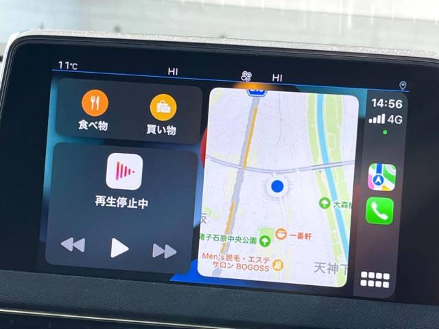 ●Apple　Car　Play：スマホとの有線接続で、ナビ・オーディオ再生などスマホのアプリ機能が画面でも使える便利機能です！