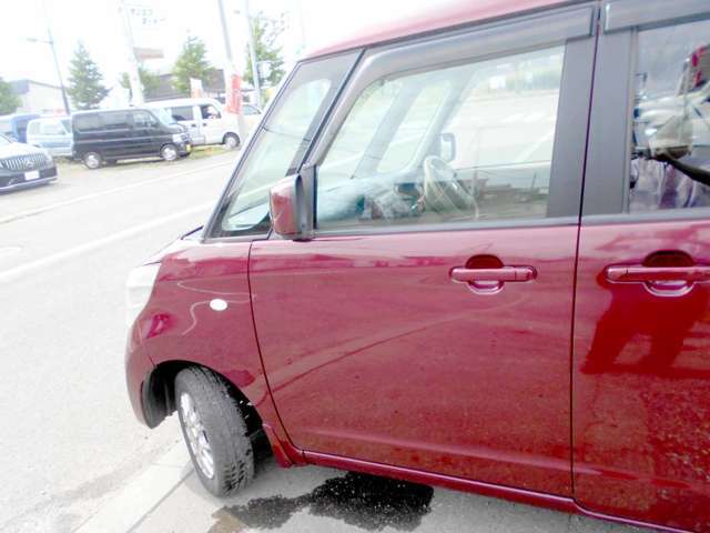 当店では常時無料代車20台ご用意しております。お急ぎのお客様もお任せ下さい。ご契約時、車検時、修理時、事故等でお困りのお客様、即日無料代車ご用意致します。