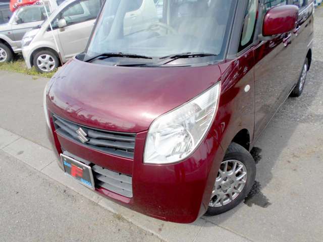 当社は下廻りの錆止め（油性ブラックシャーシ塗装）を納車時無料にて施行致します。総額に整備代金として、部品代、消耗品、工賃全て含まれておりますので、追加料金は一切かかりませんので、ご安心下さい。