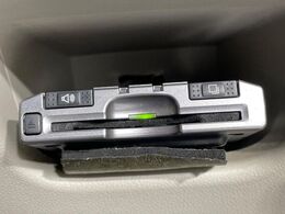 【ETC】高速道路の料金所をストレスなく通過！話題のスポットやサービスエリアに多い「スマートIC」利用時は必須のアイテムです。当店でセットアップを実施、ご納車当日からすぐにご利用いただけます！