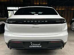 車両がストックヤードに保管されていることがございます。お手数をお掛けいたしますが、ご来店前にご連絡をお願い致します。FREE:0120-006-890