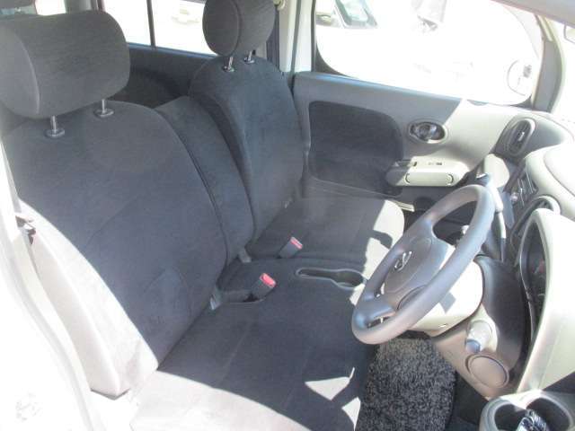 ゆったり座れるので、運転もラクチン。