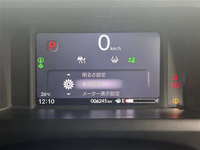 【メーター】メーターまわりも鮮やかに照らし出され、視認性・デザイン性・安全性ともにバッチリですね♪