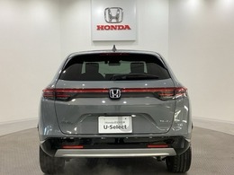 Honda認定中古車 U-Selectは3つの安心をお約束します。　1　Hondaのプロが整備した安心。 2　第三者機関がチェックした安心。　3　購入後もHondaが保証する安心。