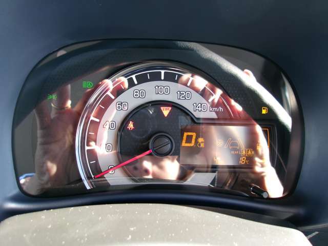 ご検討ありがとうございます。車は高い買い物です。選ぶには生きた情報が大切です。車両状態、お見積りなどお気軽にお問合せ下さい。買う・買わないは問いません。気軽にご相談を！