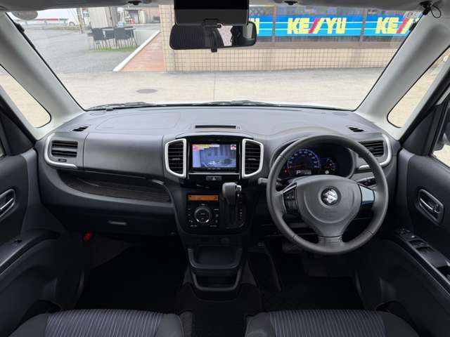 弊社の展示車は全車両に車両状態説明書を掲示しております。修復歴の有無は勿論、ドア等の外板の交換歴の有無までも表示☆口頭説明では無く書面にてお渡ししております♪