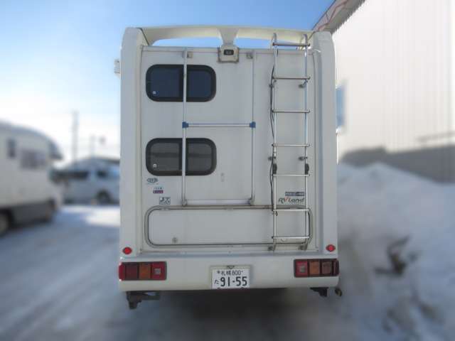 そのほか車両の修理や傷みやすいキャンピングカーのフレーム修理など、困ったことがありましたら一度ご相談ください！