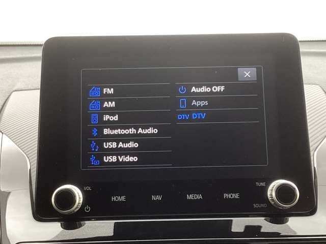 純正スマホ連携ナビ！フルセグTVやブルートゥース等ドライブをより楽しいものにしてくれる機能が詰まっています！
