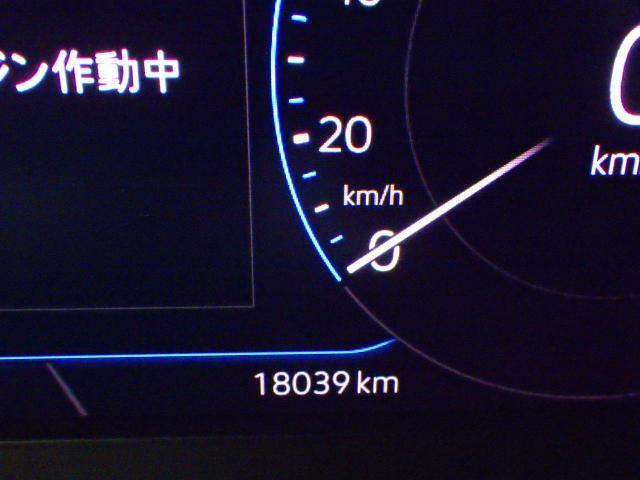 デジタル液晶メーター”Digittal　Cockpit　Pro”です。画面の切り替えは、ハンドルのボタンで簡単に操作ができます。
