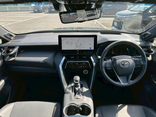 「この車の写真をもっと見たい」「状態が気になる」「この装備はついている？」どんな小さな疑問でもお気軽にお問い合わせください！