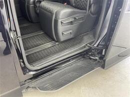 店頭販売もしておりますので、先に在庫が無くなってしまうこともございます。気になる車はまずはお問い合わせください！