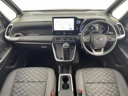 【インパネ全体】全方位で視界が広く、高い目線で運転もしやすいです！