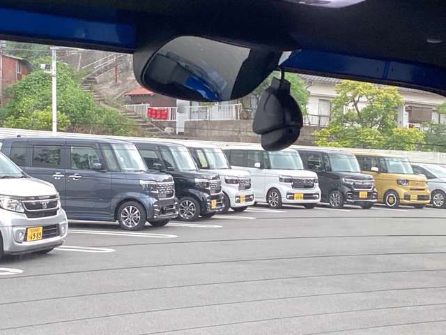 ドライブレコーダー装備♪映像と音声を記録してくれるドライブレコーダーは、事故の際に確かな証拠能力を発揮してくれます。