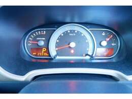 ★走行距離23.300km　ワンオーナー　禁煙車