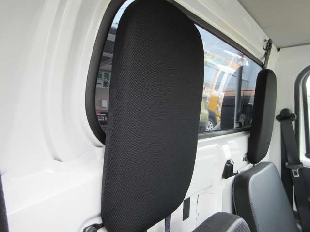 車のことならおまかせ下さい！！　ファミリーオート販売有限会社　0078-6002-149907（携帯・PHS可）※営業時間：09:00～19:00