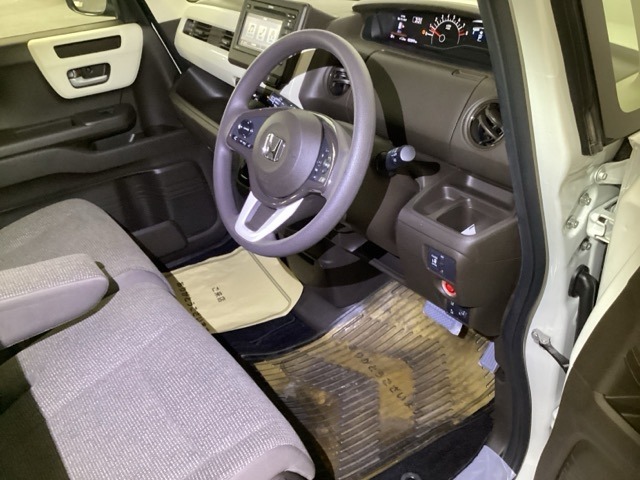 フィット性も良く、楽な運転姿勢を保てます。