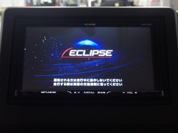 【オーディオ機能】ナビに一体のオーディオは、フルセグTVの他にDVD/CDプレーヤーを装備♪もちろんFM/AMラジオもお聞きいただけますよ♪