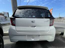 後ろ側の真正面からはこんな感じです。