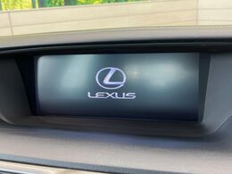 【12.3インチワイドナビ】高級感とインパクトのある大型ワイドナビを装備。各種オーディオ操作はもちろん、横長ワイド画面でのマップ2分割表示など、利便性も高いナビです♪