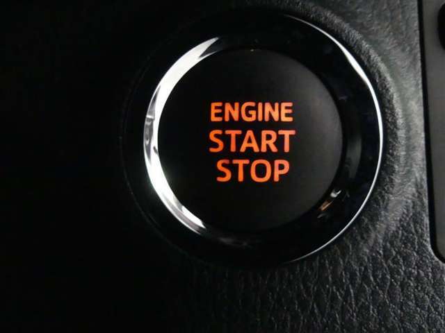 エンジンスタートボタンで簡単にエンジン始動可能です！
