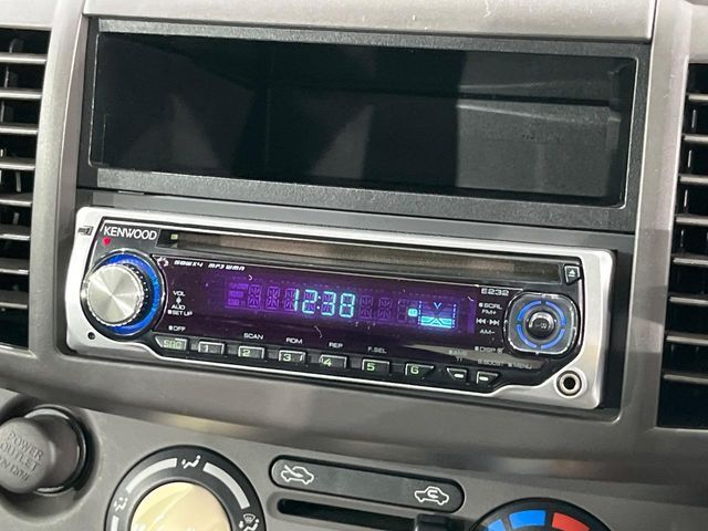 お好きな音楽を車内でお楽しみいただけます♪スピーカー交換・ウーハー追加などの音質向上や、最新ナビ・後席モニター等の取り付けも是非ご相談ください！